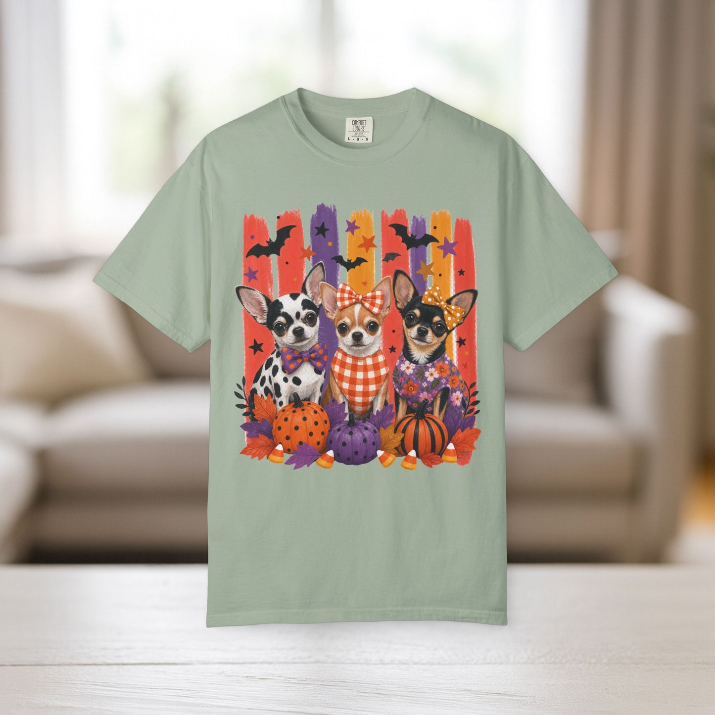 Chihuahua Trio Halloween T-Shirt | Pumpkin Pumpkins Bats Dogs